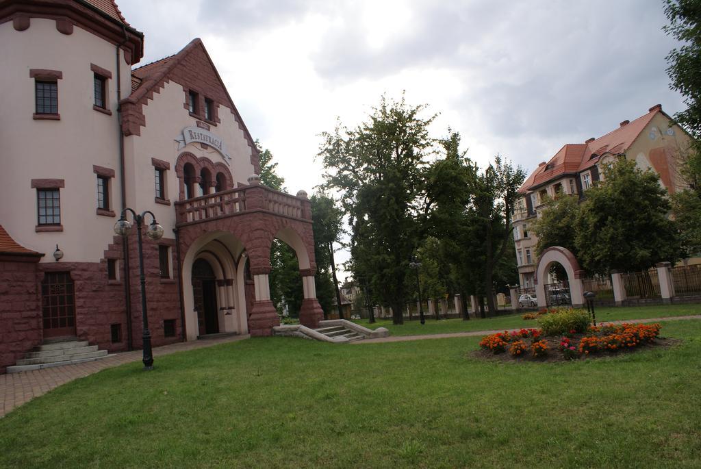 Villa Bergera Dzierżoniów Esterno foto